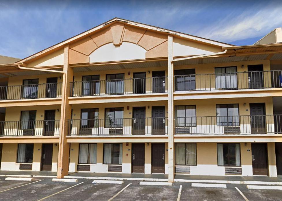 Travelodge By Wyndham Mobile Al Esterno foto